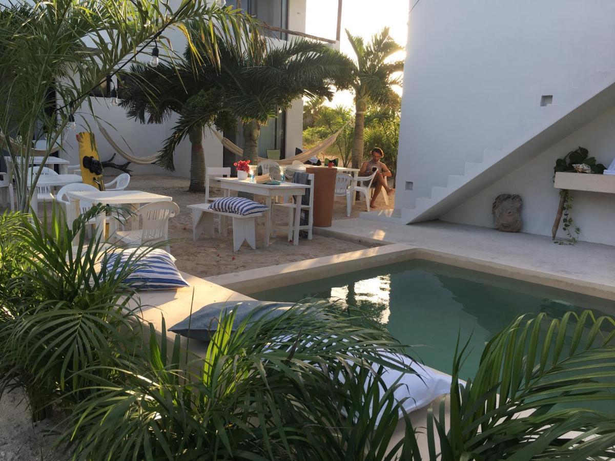 LunArena Boutique Beach Hotel Yucatán Mexico El Cuyo Esterno foto